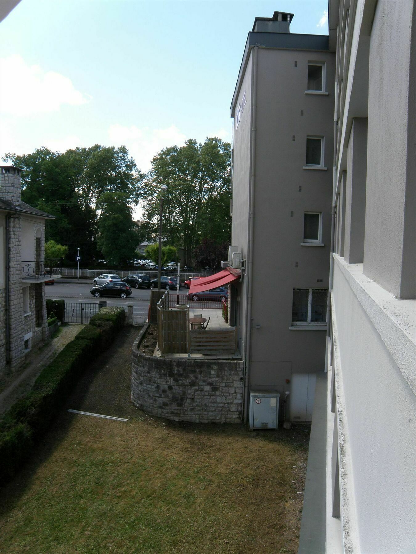 Hotel Ibis Brive Centre Exterior foto